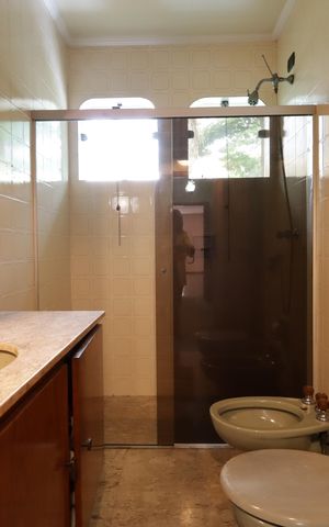 Casa para alugar com 361m², 4 quartos e 4 vagasBanheiro da Suíte 3
