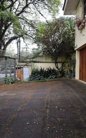 Casa para alugar com 361m², 4 quartos e 4 vagasÁrea externa