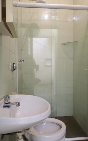 Casa para alugar com 361m², 4 quartos e 4 vagasBanheiro de serviço