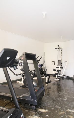 Apartamento à venda com 263m², 3 quartos e 3 vagasÁrea comum - Academia