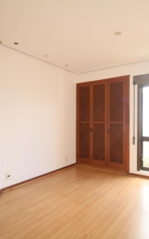 Apartamento à venda com 263m², 3 quartos e 3 vagasSuíte 3