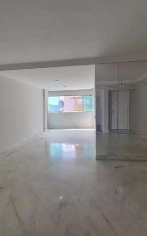 Apartamento para alugar com 150m², 4 quartos e 3 vagas Apartamento para alugar com 150m², 4 quartos e 3 vagasSala