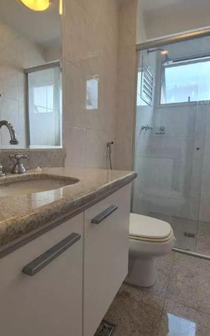 Apartamento para alugar com 150m², 4 quartos e 3 vagas Apartamento para alugar com 150m², 4 quartos e 3 vagasBanheiro