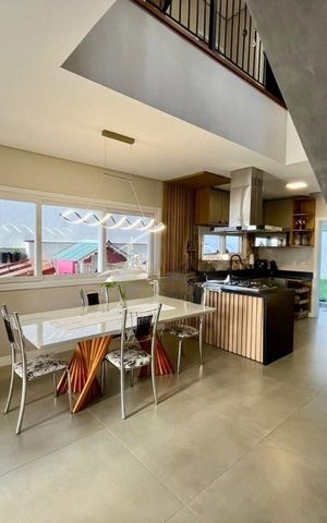 Casa de condomínio para alugar com 211m², 4 quartos e 4 vagas