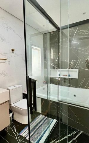 Casa de condomínio para alugar com 211m², 4 quartos e 4 vagas Casa de condomínio para alugar com 211m², 4 quartos e 4 vagasBanheiro 2