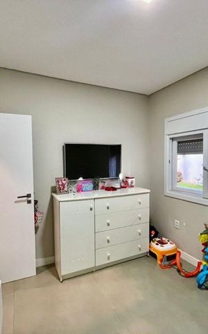 Casa de condomínio para alugar com 211m², 4 quartos e 4 vagas Casa de condomínio para alugar com 211m², 4 quartos e 4 vagasQuarto 4