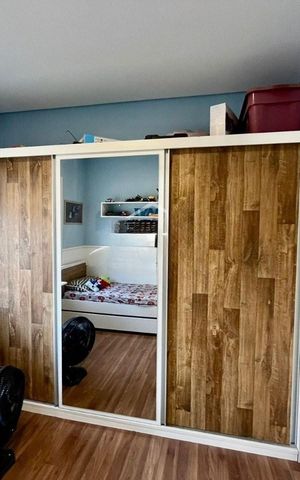 Casa de condomínio para alugar com 211m², 4 quartos e 4 vagas Casa de condomínio para alugar com 211m², 4 quartos e 4 vagasQuarto 2