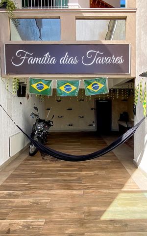 Casa à venda com 180m², 4 quartos e 2 vagas Casa à venda com 180m², 4 quartos e 2 vagasGaragem