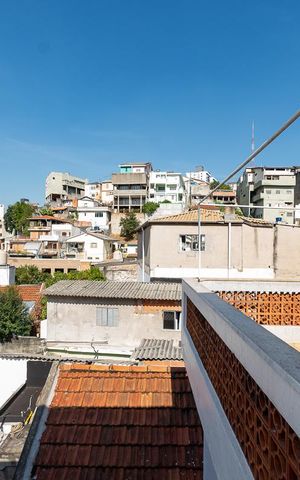 Casa à venda com 263m², 6 quartos e 4 vagas Casa à venda com 263m², 6 quartos e 4 vagasVista do Quarto 2