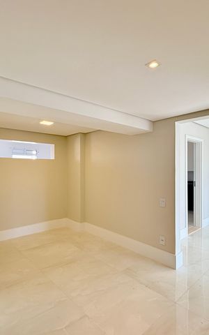 Apartamento à venda com 207m², 3 quartos e 2 vagasEscritório 