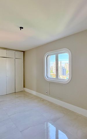 Apartamento à venda com 207m², 3 quartos e 2 vagasSuíte 1