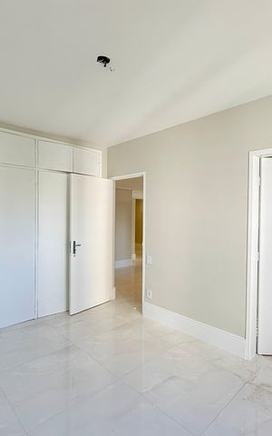Apartamento à venda com 207m², 3 quartos e 2 vagasSuíte 2