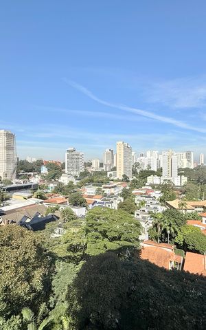Apartamento à venda com 207m², 3 quartos e 2 vagasVista Suíte 1