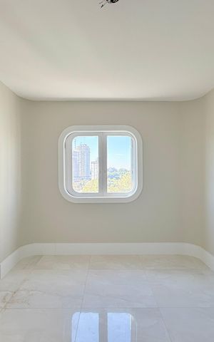 Apartamento à venda com 207m², 3 quartos e 2 vagasSuíte 2