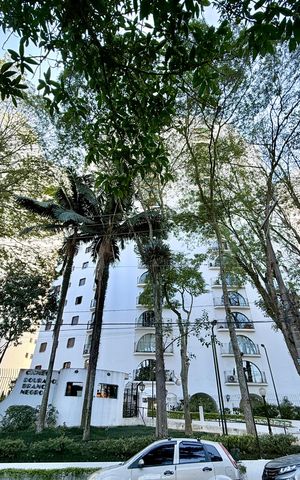 Apartamento à venda com 207m², 3 quartos e 2 vagasFachada 