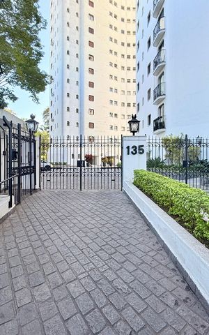 Apartamento à venda com 207m², 3 quartos e 2 vagasFachada 