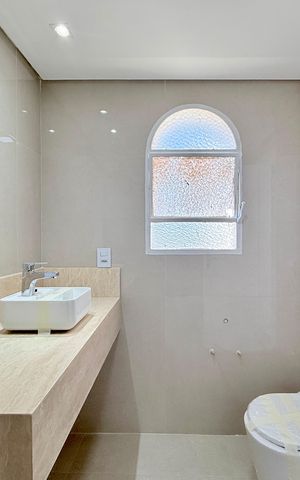 Apartamento à venda com 207m², 3 quartos e 2 vagasBanheiro Suíte 2 e 3