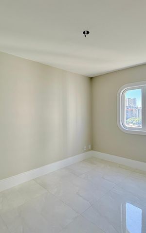 Apartamento à venda com 207m², 3 quartos e 2 vagasSuíte 3