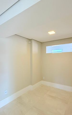 Apartamento à venda com 207m², 3 quartos e 2 vagasEscritório 