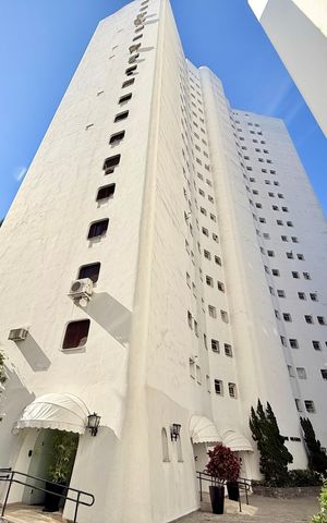 Apartamento à venda com 207m², 3 quartos e 2 vagasFachada Bloco 