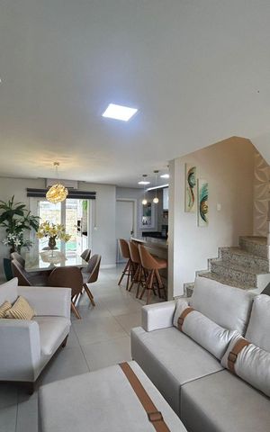 Casa à venda com 118m², 3 quartos e 2 vagas Casa à venda com 118m², 3 quartos e 2 vagasSala