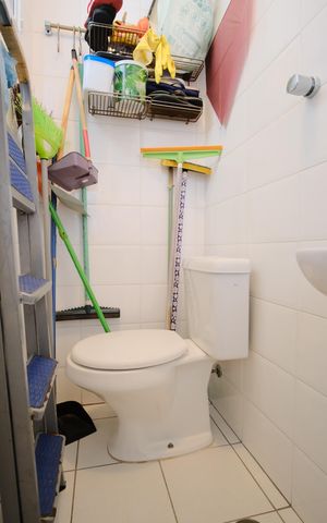 Apartamento à venda com 93m², 4 quartos e 2 vagasBanheiro de serviço