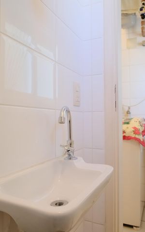 Apartamento à venda com 93m², 4 quartos e 2 vagasBanheiro de serviço