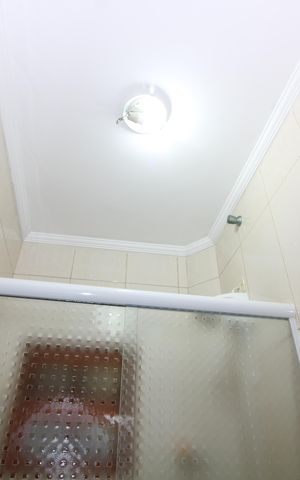 Casa à venda com 144m², 5 quartos e 3 vagasBanheiro casa 2
