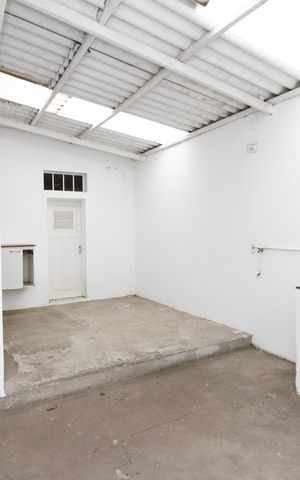 Casa para alugar com 110m², 5 quartos e 3 vagasÁrea de Serviço