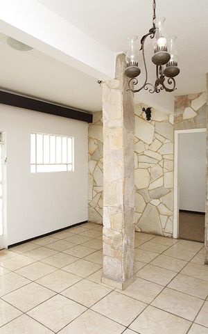 Casa para alugar com 110m², 5 quartos e 3 vagasSala 2