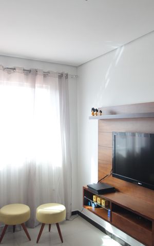 Casa à venda com 216m², 4 quartos e 4 vagasSala de TV