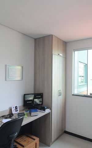 Casa à venda com 216m², 4 quartos e 4 vagasQuarto 2