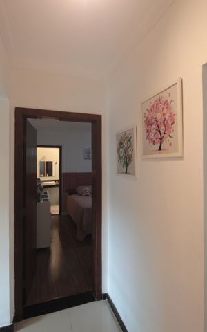 Casa à venda com 216m², 4 quartos e 4 vagasCorredor