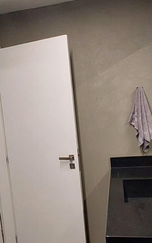 Casa à venda com 450m², 4 quartos e 2 vagas Casa à venda com 450m², 4 quartos e 2 vagasBanheiro
