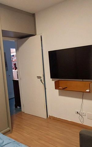Casa à venda com 450m², 4 quartos e 2 vagas Casa à venda com 450m², 4 quartos e 2 vagasQuarto