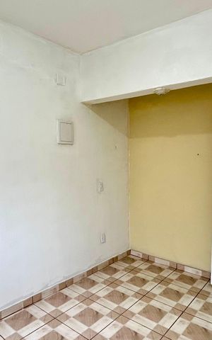 Casa para alugar com 70m², 2 quartos e sem vaga Casa para alugar com 70m², 2 quartos e sem vagaQuarto 1