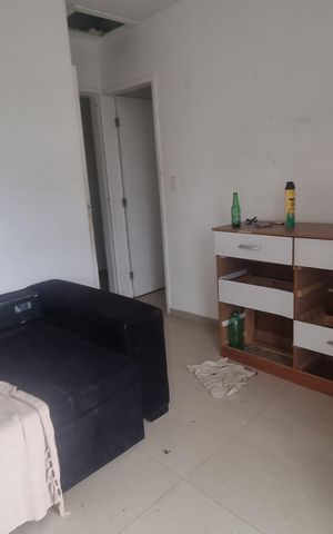 Casa de condomínio à venda com 300m², 4 quartos e 5 vagas Casa de condomínio à venda com 300m², 4 quartos e 5 vagasQuarto