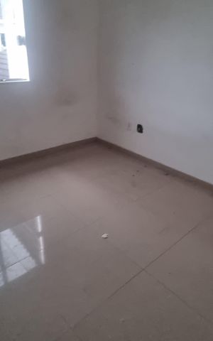 Casa de condomínio à venda com 300m², 4 quartos e 5 vagas Casa de condomínio à venda com 300m², 4 quartos e 5 vagasQuarto