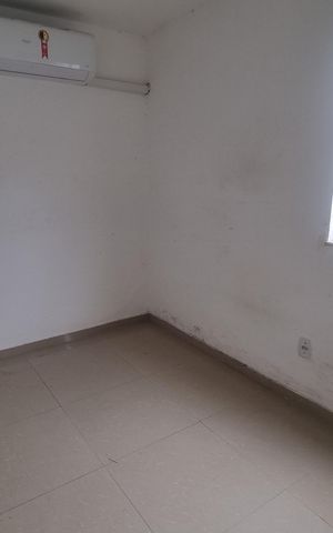 Casa de condomínio à venda com 300m², 4 quartos e 5 vagas Casa de condomínio à venda com 300m², 4 quartos e 5 vagasQuarto