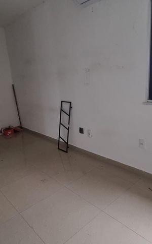Casa de condomínio à venda com 300m², 4 quartos e 5 vagas Casa de condomínio à venda com 300m², 4 quartos e 5 vagasQuarto