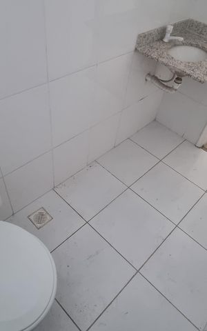 Casa de condomínio à venda com 300m², 4 quartos e 5 vagas Casa de condomínio à venda com 300m², 4 quartos e 5 vagasBanheiro