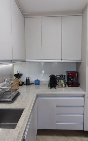 Apartamento à venda com 52m², 2 quartos e 1 vagaCozinha e Área de Serviço