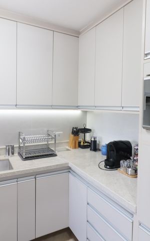 Apartamento à venda com 52m², 2 quartos e 1 vagaCozinha e Área de Serviço
