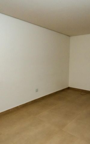 Casa para alugar com 100m², 2 quartos e 1 vagaSala