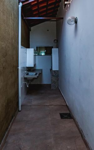 Casa para alugar com 100m², 2 quartos e 1 vagaÁrea de serviço