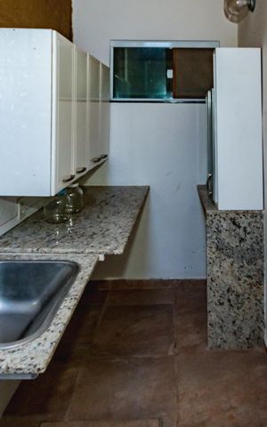Casa para alugar com 100m², 2 quartos e 1 vagaÁrea de serviço