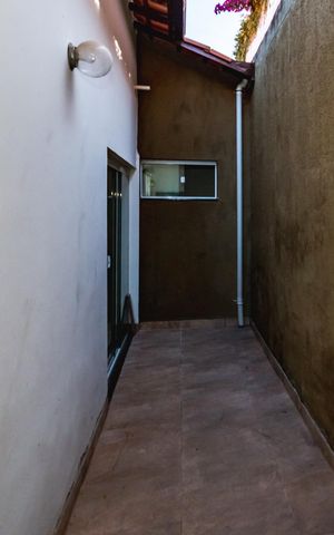 Casa para alugar com 100m², 2 quartos e 1 vagaÁrea de serviço