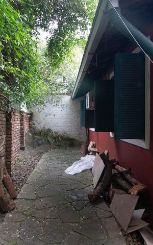 Casa à venda com 200m², 2 quartos e 2 vagasQuintal