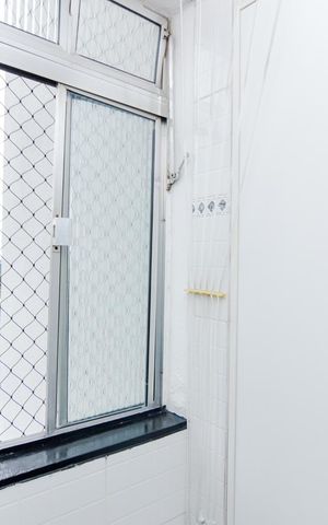 Apartamento à venda com 83m², 3 quartos e 1 vagaÁrea de Serviço