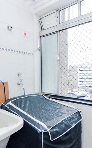 Apartamento à venda com 83m², 3 quartos e 1 vagaÁrea de Serviço